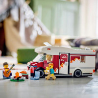 Конструктор LEGO City Пригодницький будинок на колесах для відпустки 385 деталей (60454) Конструктор LEGO City Пригодницький будинок на колесах для відпустки 385 деталей (60454)
