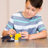 Набір для складання 4М Моторизована роборука складана (00-03407) Набір для складання 4М Моторизована роборука складана (00-03407)