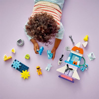 Конструктор LEGO DUPLO Town Пригоди на космічному шаттлі 3-в-1, 58 деталей (10422)