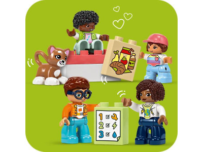 Конструктор LEGO DUPLO Town Великий інтерактивний громадський потяг 103 деталі (10428)