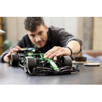 Конструктор LEGO® Technic Автомобіль «Формула-1» Aston Martin Aramco AMR25 (42240)
