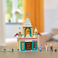 Конструктор LEGO Disney Крижане серце Замерзлий замок в королівстві Ерендел 177 деталей (43265)