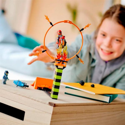 Конструктор LEGO City Stuntz Змагання каскадерів 73 деталі (60299)