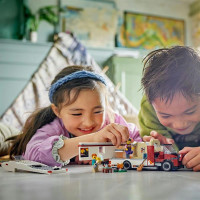 Конструктор LEGO City Пригодницький будинок на колесах для відпустки 385 деталей (60454)