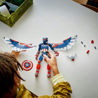 Конструктор LEGO Super Heroes Фігурка Нового Капітана Америка для складання 359 деталей (76296)