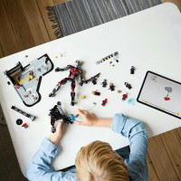 Конструктор LEGO Super Heroes Перший месник Протистояння Пригодницька битва 736 деталей (76314)