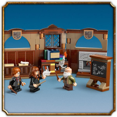Конструктор LEGO Harry Potter Замок Гоґвортс: урок чарів 204 деталі (76442)
