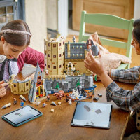 Конструктор LEGO Harry Potter Замок Гоґвортс головна вежа 2135 деталей (76454)