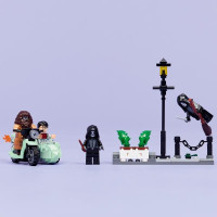 Конструктор LEGO Harry Potter TM Геґрід і Гаррі: Втеча з Тисової вулиці 124 Деталі (76459)