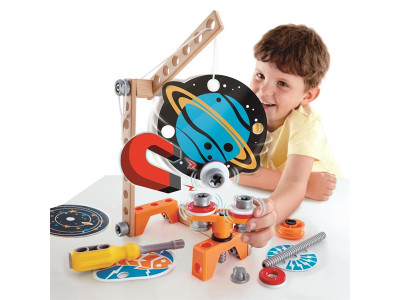 Конструктор Hape Junior Inventor Магнітна лабораторія 34 деталі (E3033) Конструктор Hape Junior Inventor Магнітна лабораторія 34 деталі (E3033)