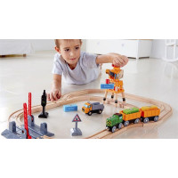 Іграшкова залізниця Hape дерев'яна з краном 34 ел. (E3732) Іграшкова залізниця Hape дерев'яна з краном 34 ел. (E3732)