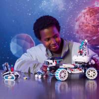Конструктор LEGO Technic Місяцехід Lunar Outpost Космічний корабель 1082 деталі (42211) Конструктор LEGO Technic Місяцехід Lunar Outpost Космічний корабель 1082 деталі (42211)