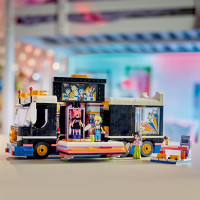 Конструктор LEGO Friends Автобус для музичного туру попзірки 845 деталей (42619)