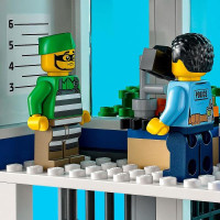 Конструктор LEGO City Police Поліцейська дільниця 668 деталей (60316)