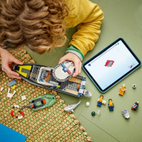 Конструктор LEGO City Переслідування на поліцейському катері 264 деталі (60456)
