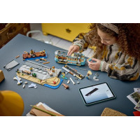 Конструктор LEGO® City Класичний трамвай до пляжу - Іграшки-потяги, 693 деталі (60506)