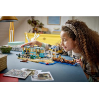 Конструктор LEGO® City Класичний трамвай до пляжу - Іграшки-потяги, 693 деталі (60506)
