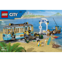 Конструктор LEGO® City Класичний трамвай до пляжу - Іграшки-потяги, 693 деталі (60506)