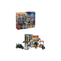 Конструктор LEGO® ONE PIECE Сутичка з капітаном Смокером Іграшка (75642)