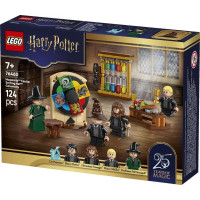 Конструктор LEGO Harry Potter TM Замок Гоґвортс: Церемонія розподілу по факультетах 124 Деталі (76460)