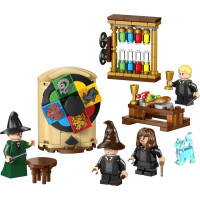 Конструктор LEGO Harry Potter TM Замок Гоґвортс: Церемонія розподілу по факультетах 124 Деталі (76460)