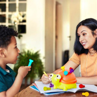 Розвиваюча іграшка Battat Черепашка-розумниця зі світлом і звуком (BX1998Z) Розвиваюча іграшка Battat Черепашка-розумниця зі світлом і звуком (BX1998Z)