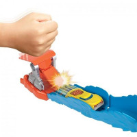 Автотрек Hot Wheels City Порятунок від горили (HDR30) Автотрек Hot Wheels City Порятунок від горили (HDR30)