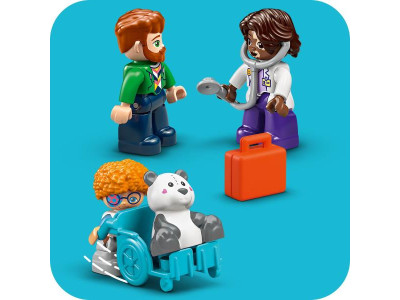 Конструктор LEGO DUPLO Town Уперше: візит до лікаря 65 деталей (10449)