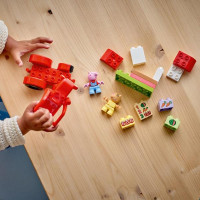 Конструктор LEGO® DUPLO® Пеппа Трактор і ринок 18 Деталей (10468) Конструктор LEGO® DUPLO® Пеппа Трактор і ринок 18 Деталей (10468)