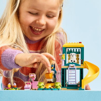 Конструктор LEGO Bluey Веселощі з Блуї та Хлоєю на ігровому майданчику 104 деталі (11201)