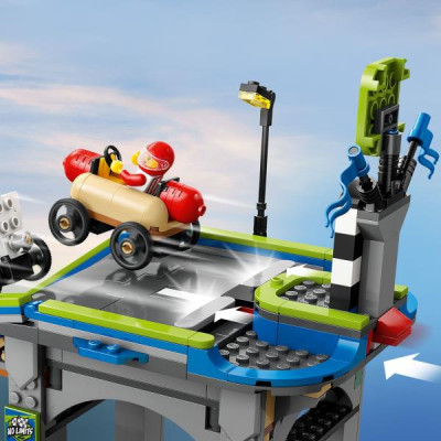Конструктор LEGO City Жодних обмежень: Автодром для гоночних автомобілів 436 деталей (60460)