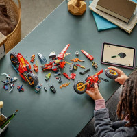 Конструктор LEGO NINJAGO Бойова машина ніндзя 561 деталь (71844)