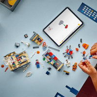 Конструктор LEGO Super Mario Mario Kart Interactive LEGO Mario та Standard Kart 278 деталей (72043)