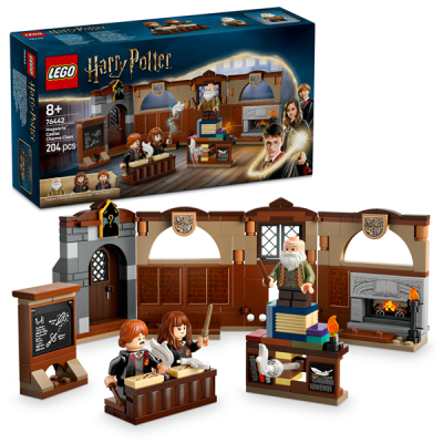 Конструктор LEGO Harry Potter Замок Гоґвортс: урок чарів 204 деталі (76442) Конструктор LEGO Harry Potter Замок Гоґвортс: урок чарів 204 деталі (76442)