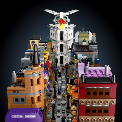 Конструктор LEGO Harry Potter Алея Діаґон Чаклунські крамниці 2750 деталей (76444)