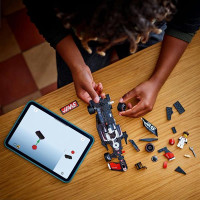 Конструктор LEGO Speed Champions Автомобіль для перегонів MoneyGram Haas F1 Team VF-24, 242 деталі (77250)