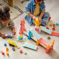 Конструктор LEGO® DUPLO® Місто 3 в 1 Цікаві гірки та трампліни з автомобілями, 111 деталей (10478) Конструктор LEGO® DUPLO® Місто 3 в 1 Цікаві гірки та трампліни з автомобілями, 111 деталей (10478)