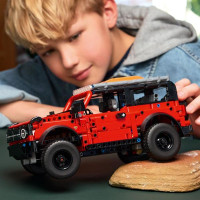 Конструктор LEGO Technic Позашляховик Ford Bronco SUV 943 деталі (42213) Конструктор LEGO Technic Позашляховик Ford Bronco SUV 943 деталі (42213)