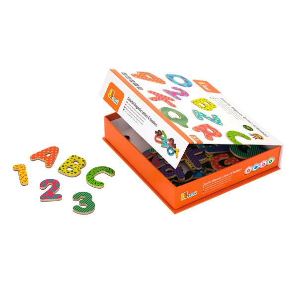 Набір магнітних букв та цифр Viga Toys 77 шт. (59429) Набір магнітних букв та цифр Viga Toys 77 шт. (59429)