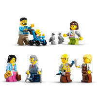 Конструктор LEGO City Жовтий бульдозер 682 деталі (60466)Конструктор LEGO City Центральний залізничний вокзал 752 деталі (60469)