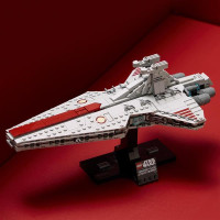 Конструктор LEGO Star Wars TM Зоряний крейсер класу «Венатор» 643 Деталі (75441)