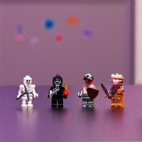 Конструктор LEGO Fortnite Durrr Burger ресторан 546 деталей (77076)