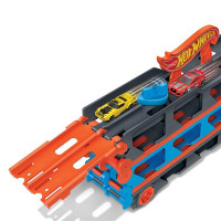 Вантажівка-транспортер Hot Wheels Суперперегони з 3 базовими машинками 1:64 (GVG37)