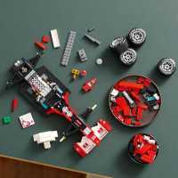 Конструктор LEGO® Icons Ferrari F2004 та Michael Schumacher 735 деталей (11375)