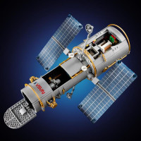 Конструктор LEGO® Icons Космічний телескоп «Габбл» - Набір наукового декору (11382)