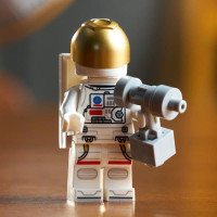 Конструктор LEGO® Icons Космічний телескоп «Габбл» - Набір наукового декору (11382)