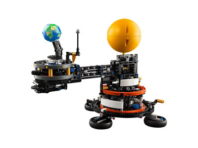 Конструктор LEGO Technic Земля та Місяць на орбіті 526 деталей (42179)Конструктор LEGO Technic Марсохід команди дослідників 1599 деталей (42180)