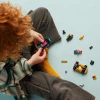 Конструктор LEGO City Картинг і гонщики 99 деталей (60400) Конструктор LEGO City Картинг і гонщики 99 деталей (60400)