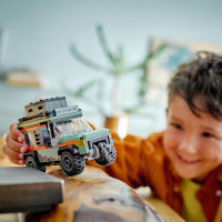 Конструктор LEGO City Позашляхова гірська вантажівка 4x4, 221 деталь (60447) Конструктор LEGO City Позашляхова гірська вантажівка 4x4, 221 деталь (60447)