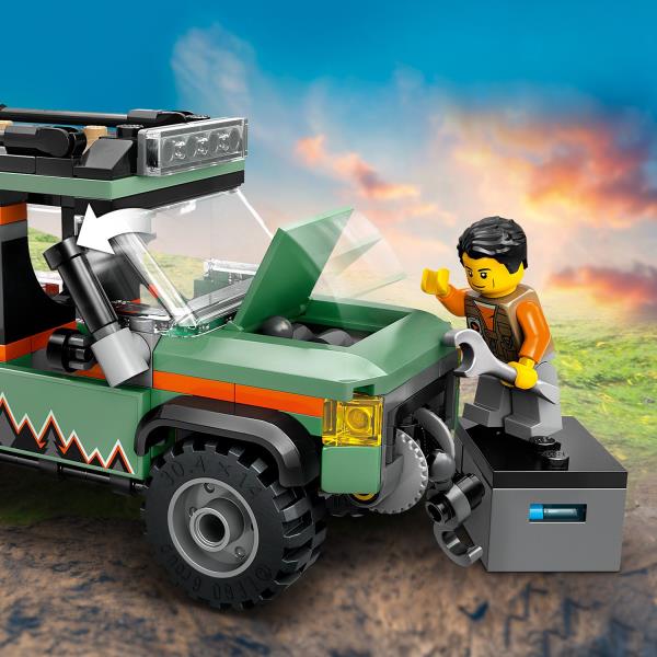 Конструктор LEGO City Позашляхова гірська вантажівка 4x4, 221 деталь (60447) Конструктор LEGO City Позашляхова гірська вантажівка 4x4, 221 деталь (60447)